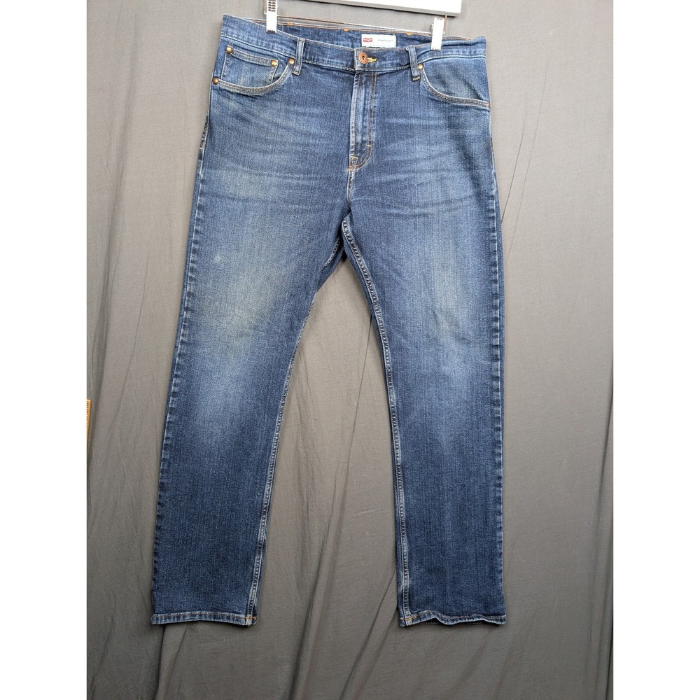 Wrangler Wear Jeans Mens 34x32 Blue Straight Denim Medium Wash
